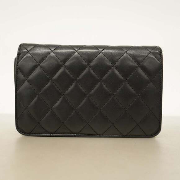 CHANEL Black Lambskin Leather Wallet - Picture 13 of 14